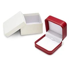 Mia's Pet Supply 14K Yellow Gold Genuine Green Jade Elephant Necklace